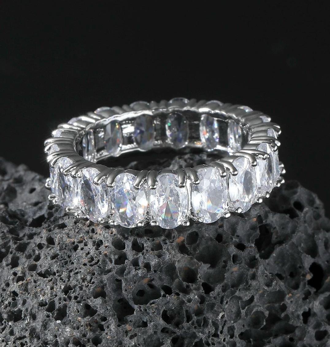 Sara Silver Ring with Crystal Detail