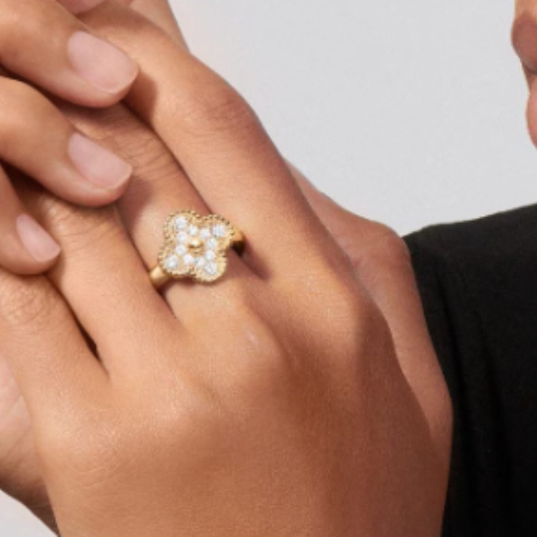 Refined Gold Ring with Diamond Accent