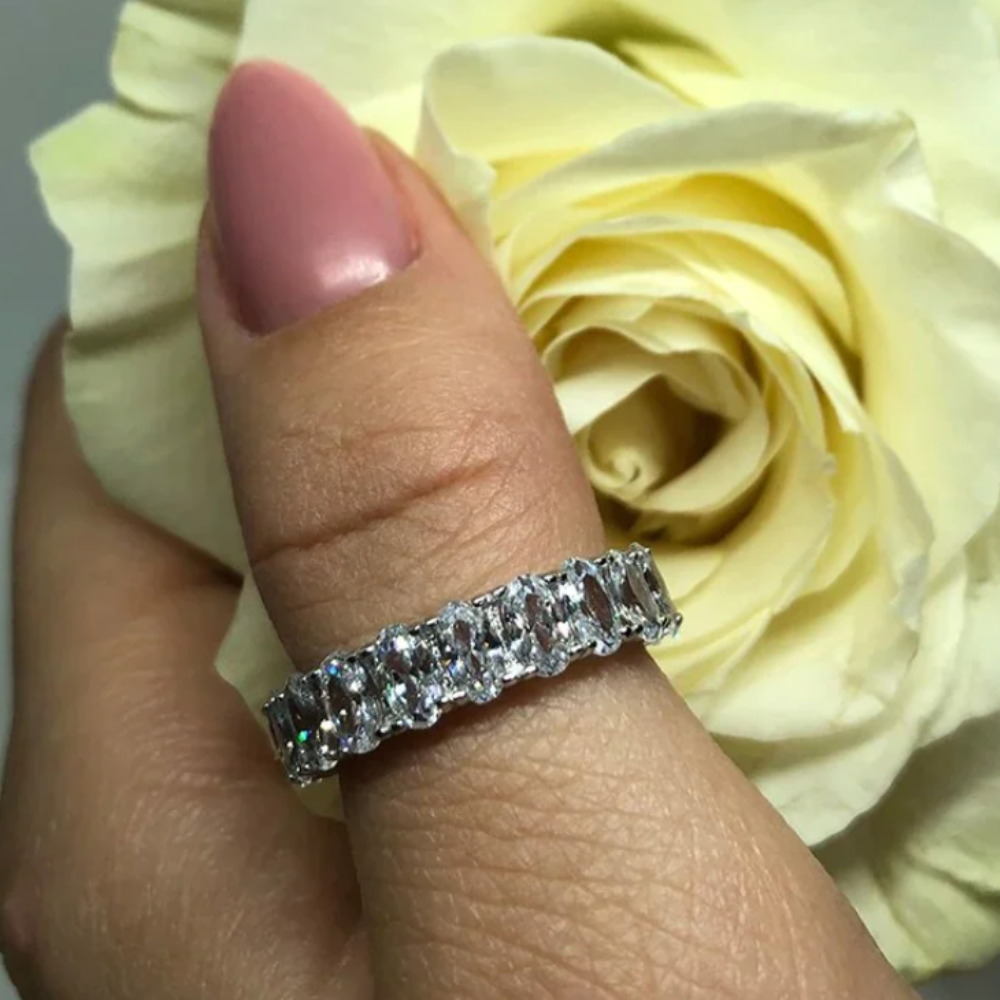 Sara Silver Ring with Crystal Detail