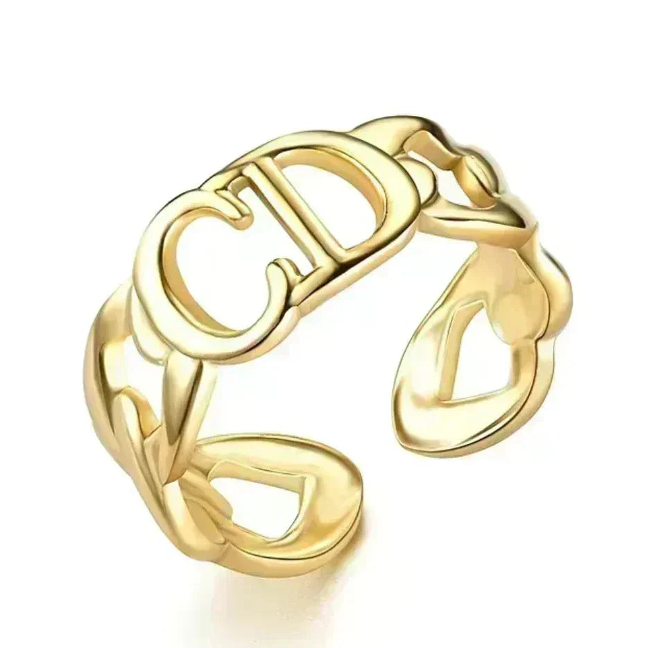 Nora Ring in Gold or Silver